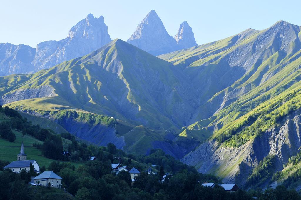 Goelia - Les Chalets Des Marmottes แซงต์-ฌ็อง-ดาฟร์ ภายนอก รูปภาพ
